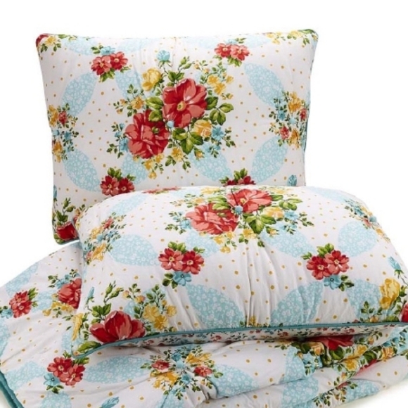 The Pioneer Woman Multi-Color Vintage Floral 2-Piece Cotton King Sham Set - Picture 5 of 5